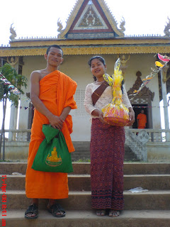 reak ibat ibang reaksyon ng mga manunulat sa el filibusterismo